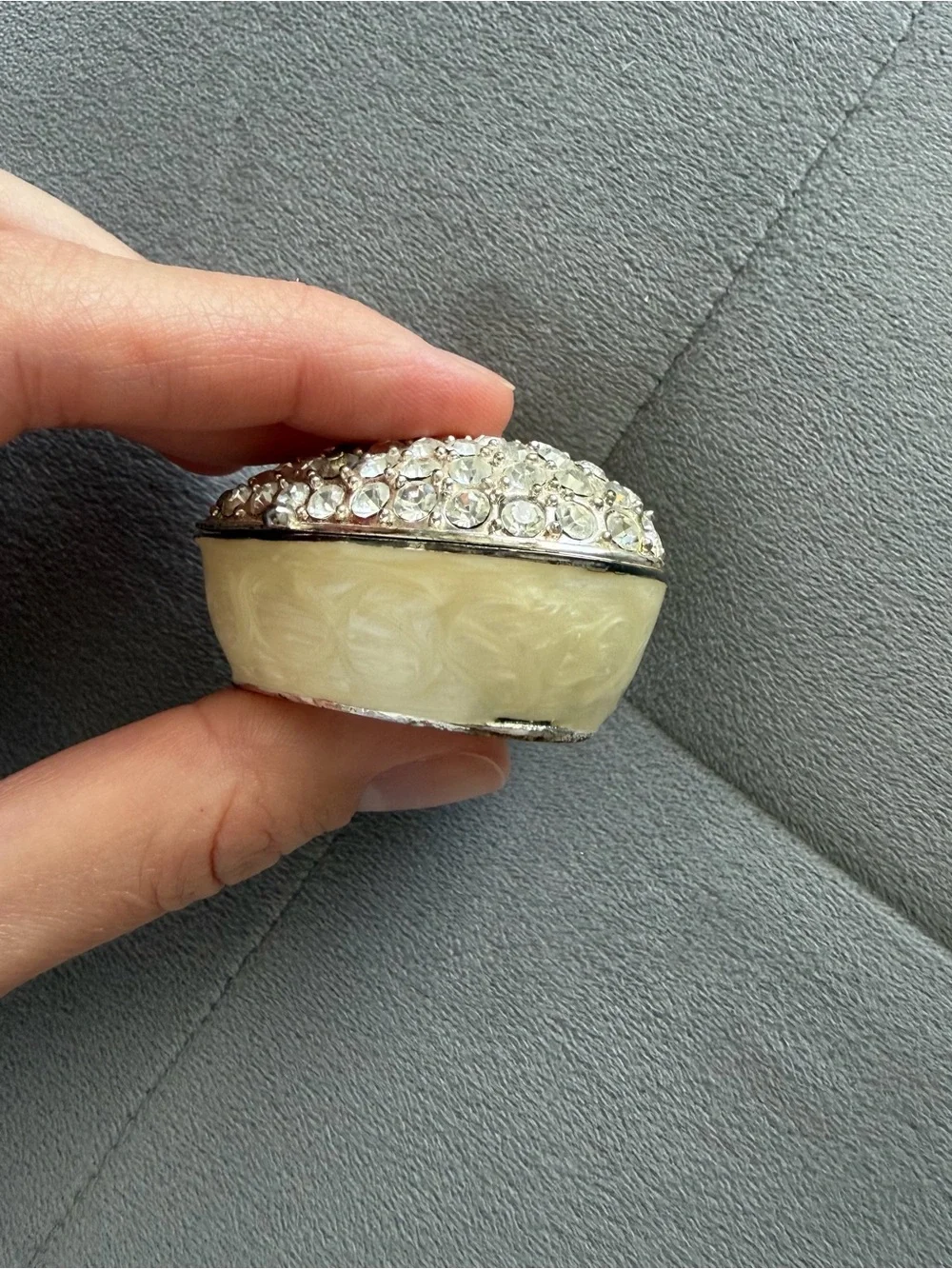 Vintage Crystal Heart Trinket Box - Silver Sparkle